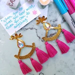 Pompom earrings